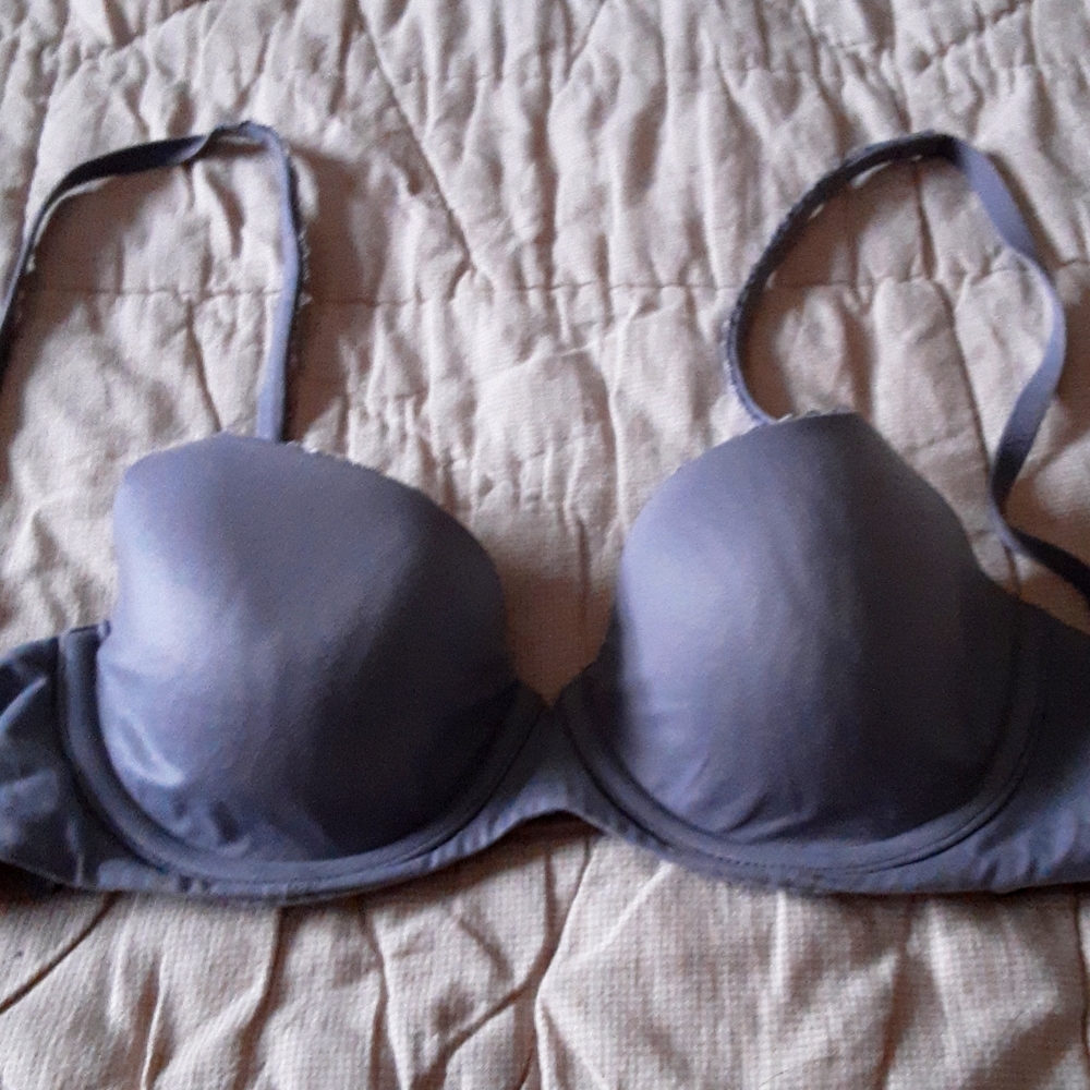 Victoria's Secret  body by Victoria bra